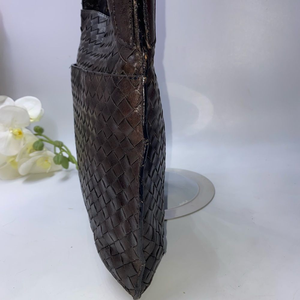 AUTHENTIC Bottega Veneta Leather Weave Shoulder Bag Brown Medium - Picture 3 of 13